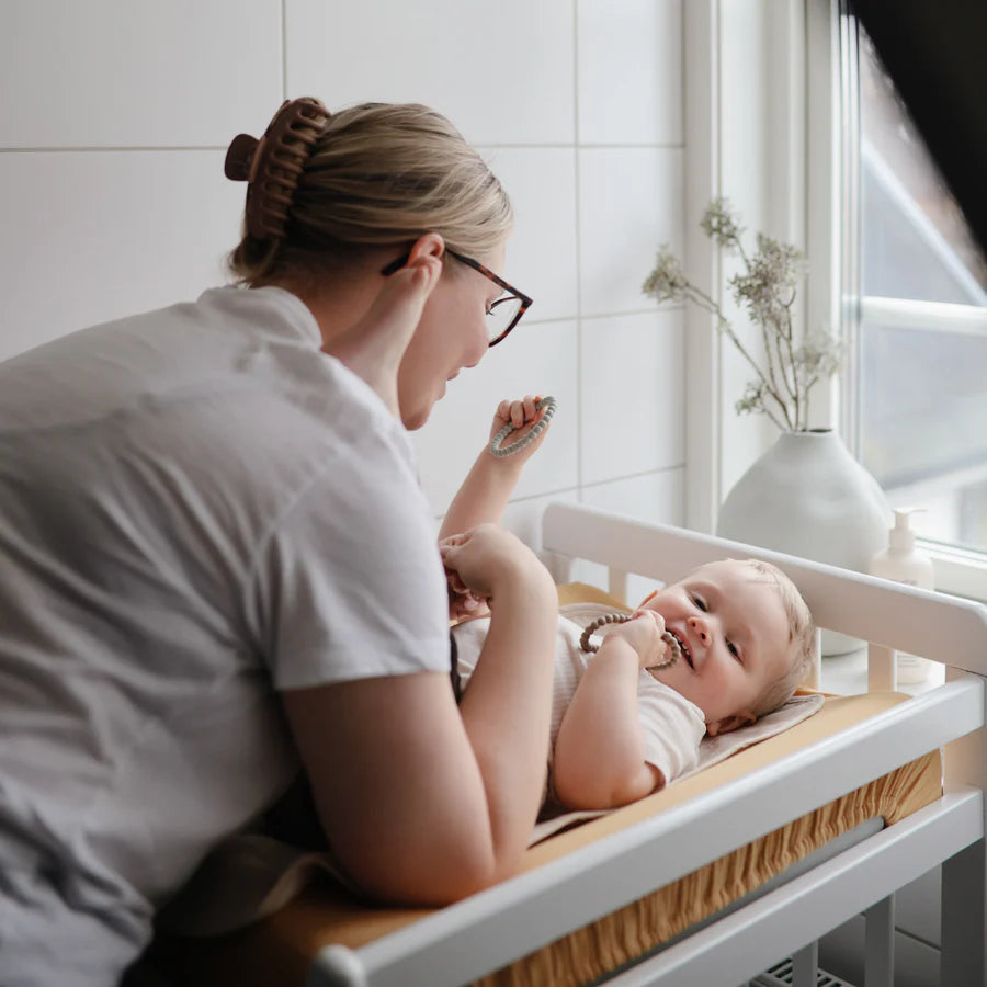 Mushie Pearl Teether Bracelets 3-Pack 1