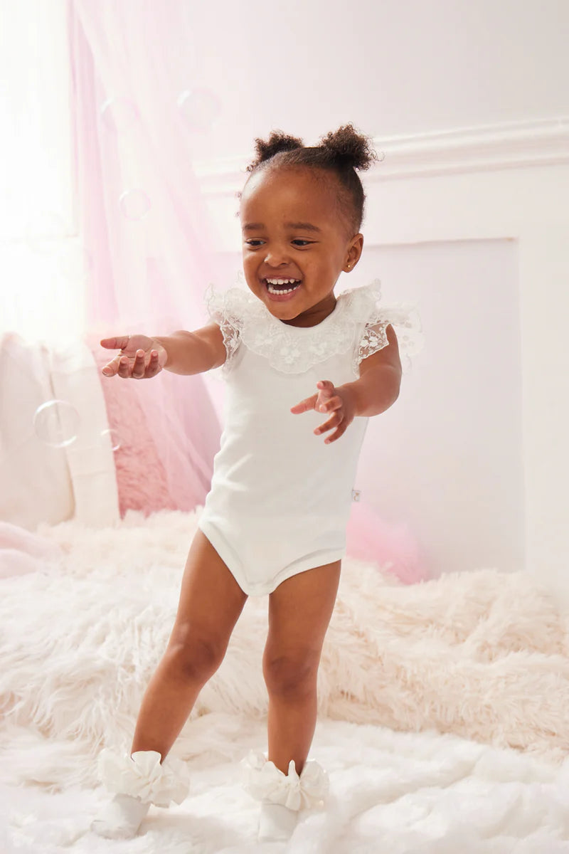 Caramelo Baby Girl White Frilliy Short Sleeved Romper | Casa Childrenswear