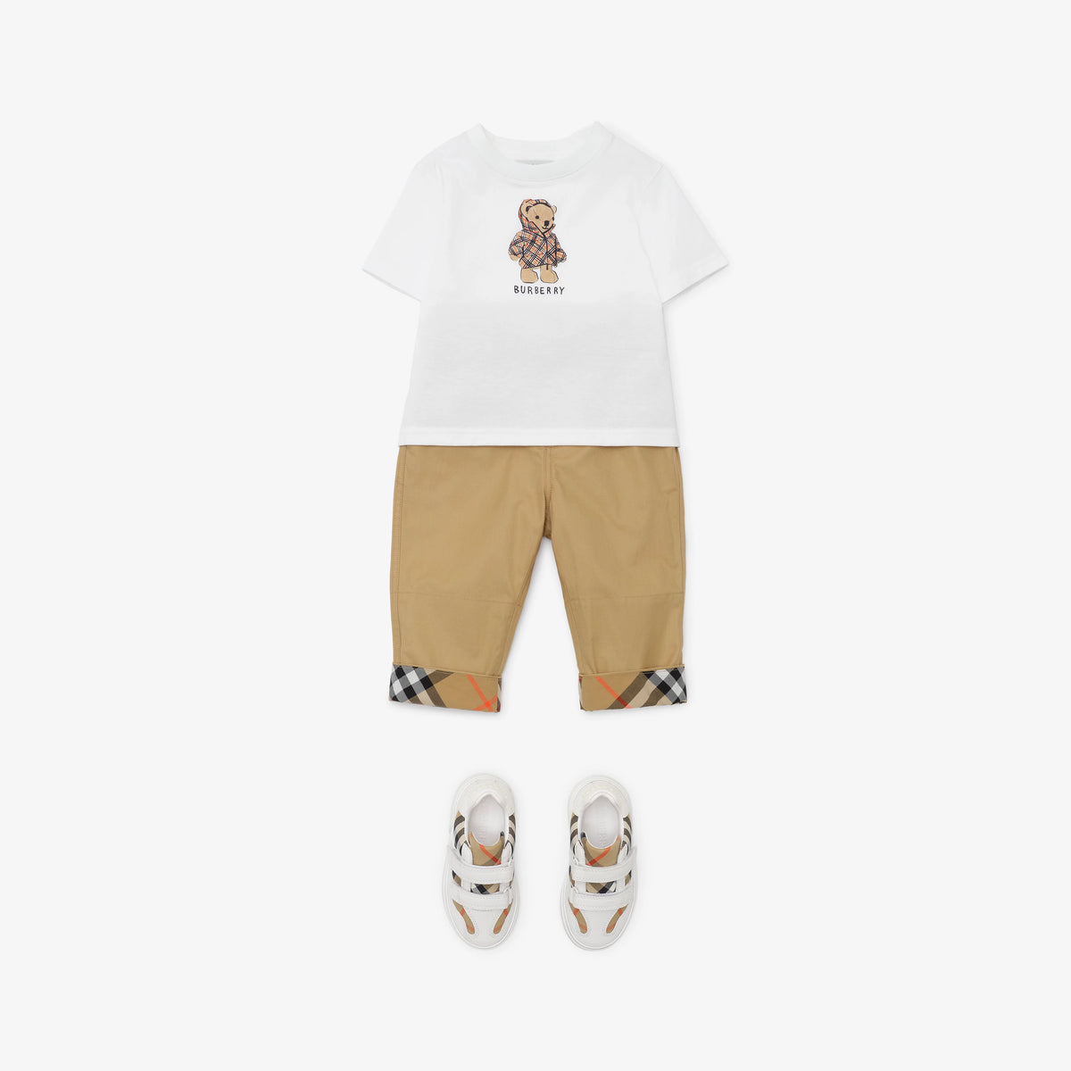 Burberry Baby White Bear T-Shirt | Casa Childrenswear