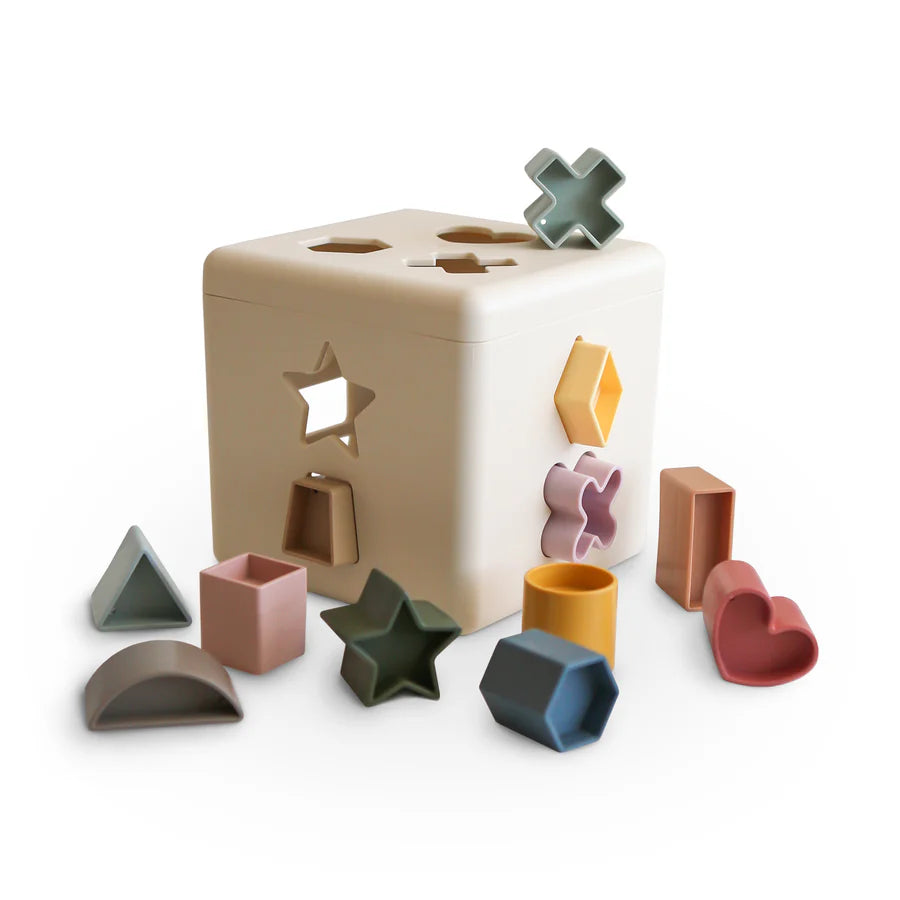 Mushie Shape Sorting Box | Casa Childrenswear