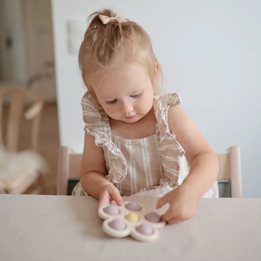Mushie Flower Press Toy 3 | Casa Childrenswear
