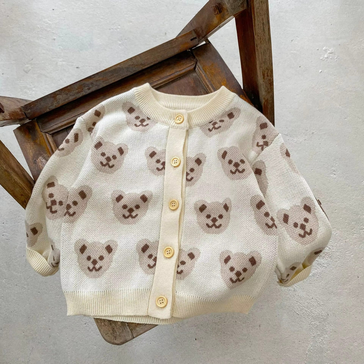 Bear Cardigan Creme