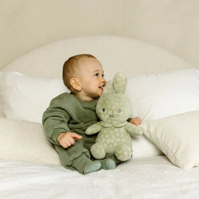 Miffy Cuddle 30 cm Green Flower | Casa Childrenswear