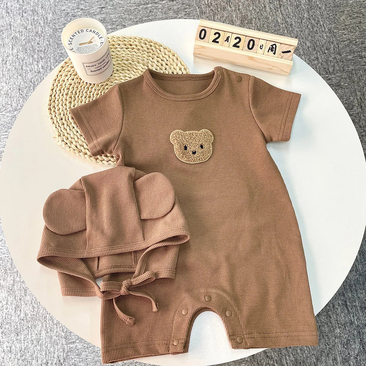 Cool Summer Brown Bear & Bonnet Hat Set